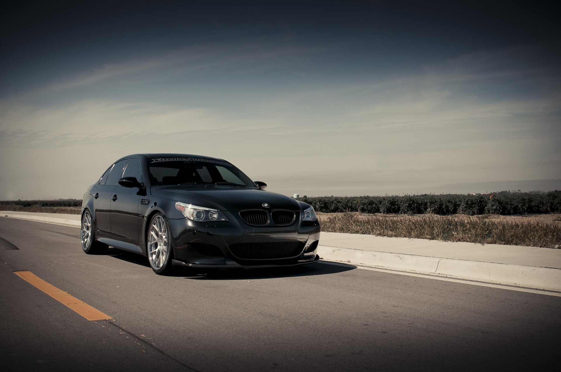 bmw m5 e60 noir bmw avant ciel nuages