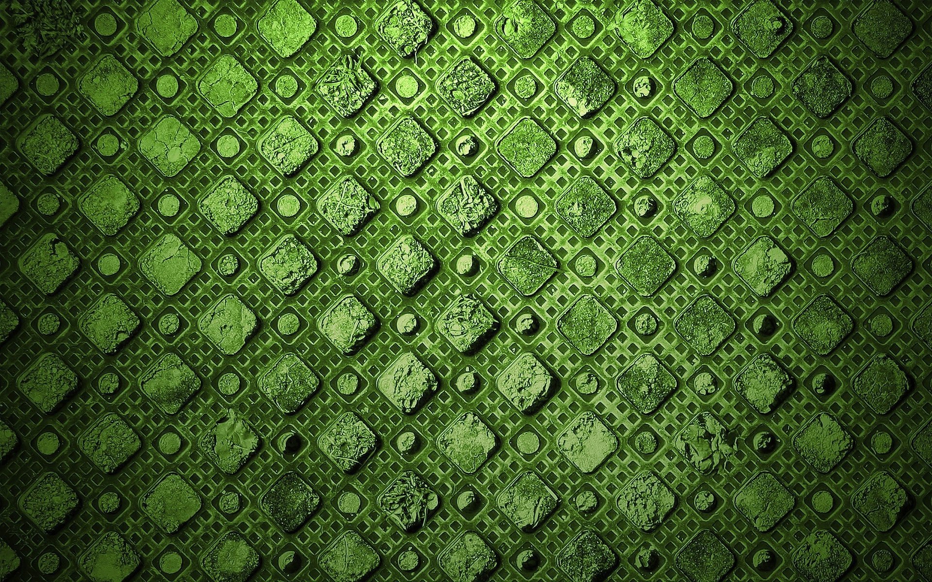Текстура камней с трещинами на зелёном фоне - обои на рабочий стол