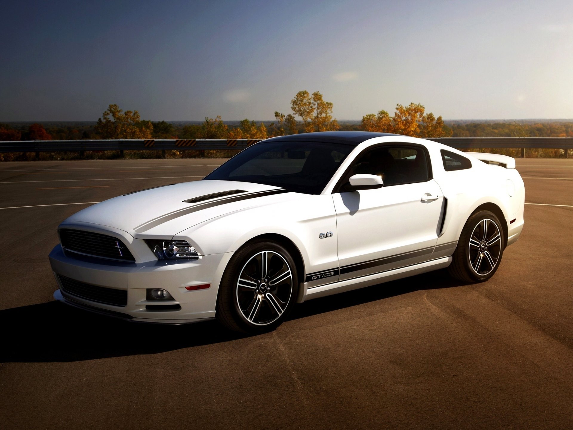 ford mustang 5.0 gt californie pack spécial blanc avant muscle car muscle car ciel