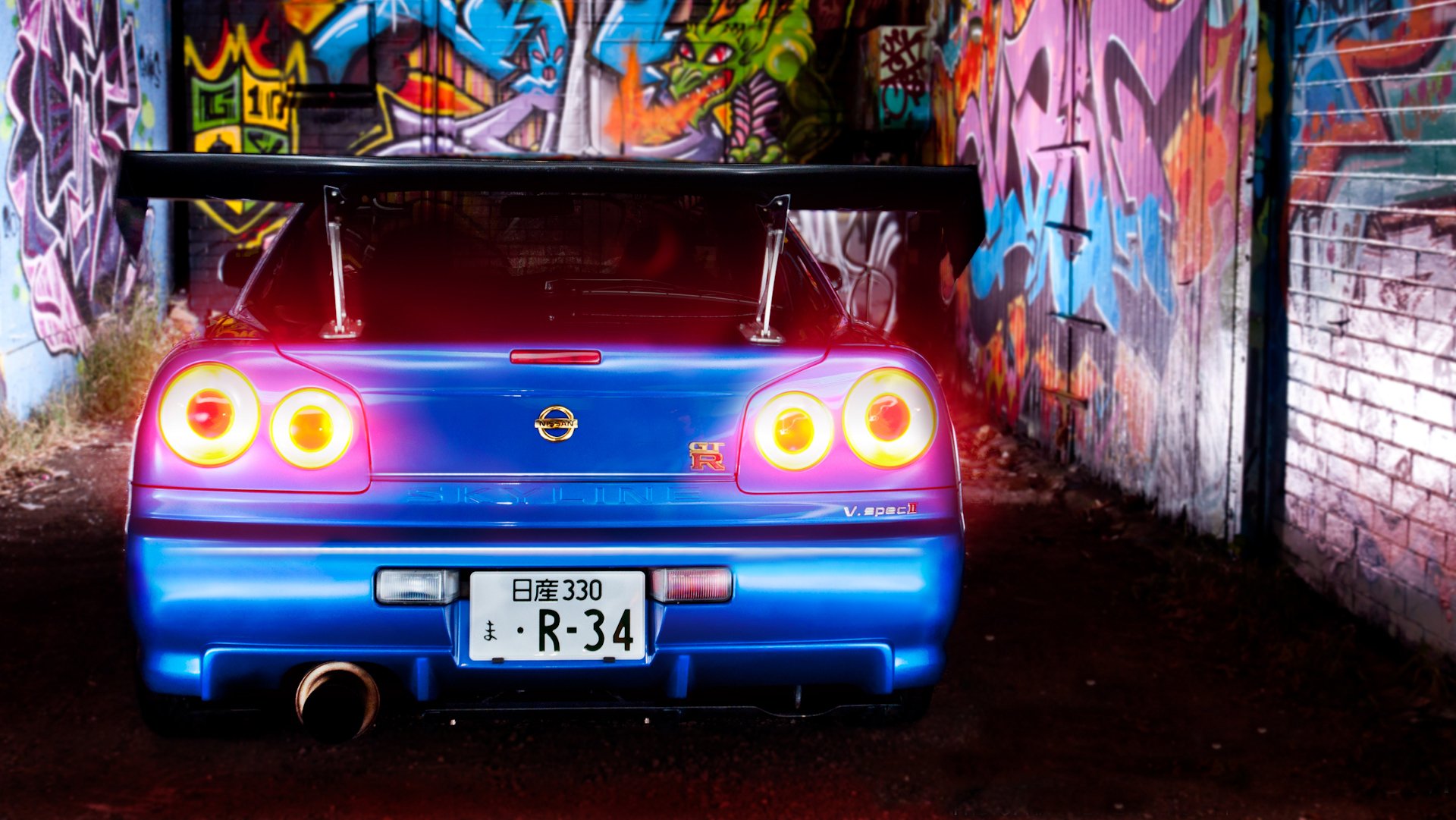 nissan skyline r34 blu nissan skyline fari graffiti