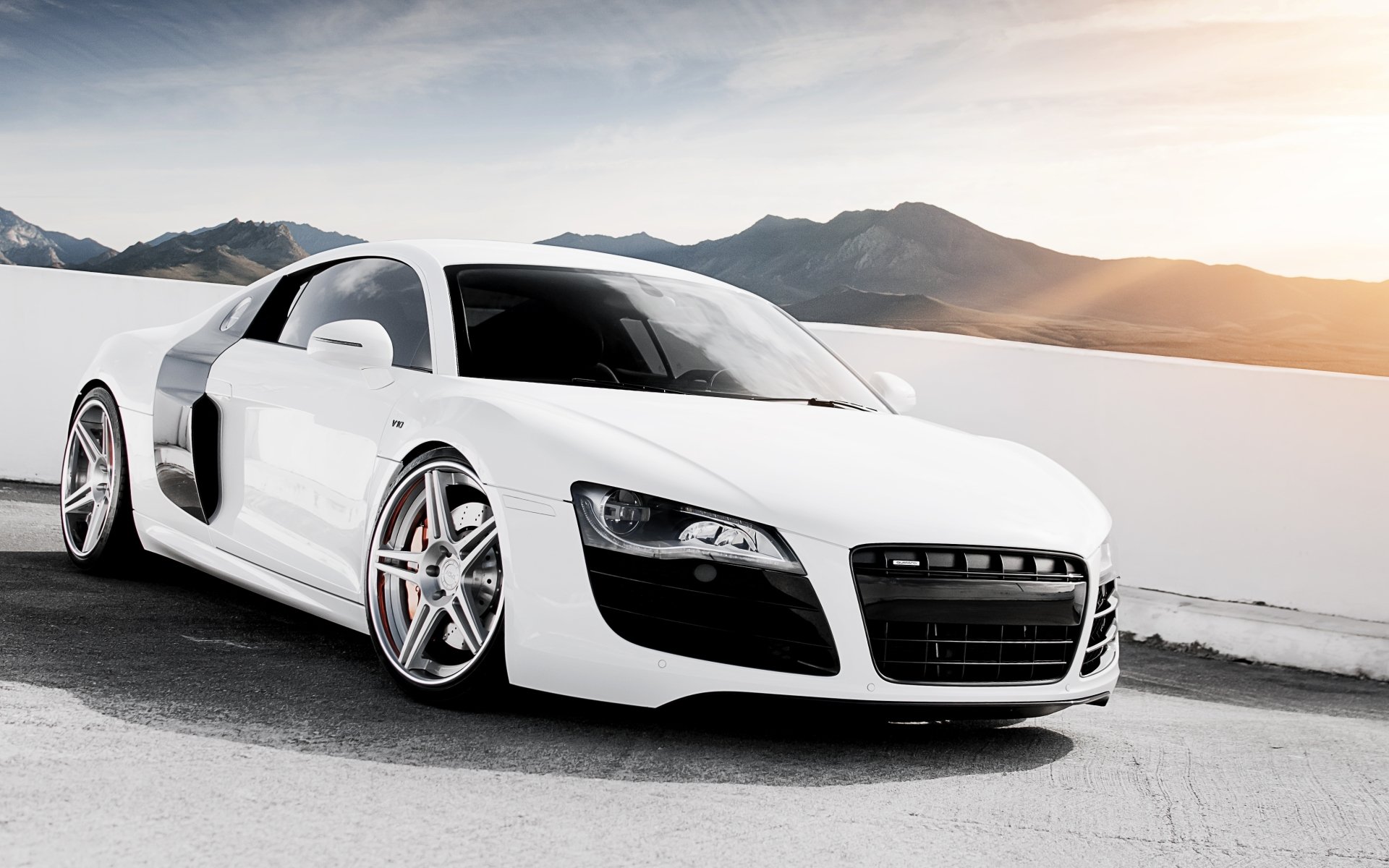 audi r8 v10 audi r8 v10 supercar blanc avant tuning jantes montagnes ciel