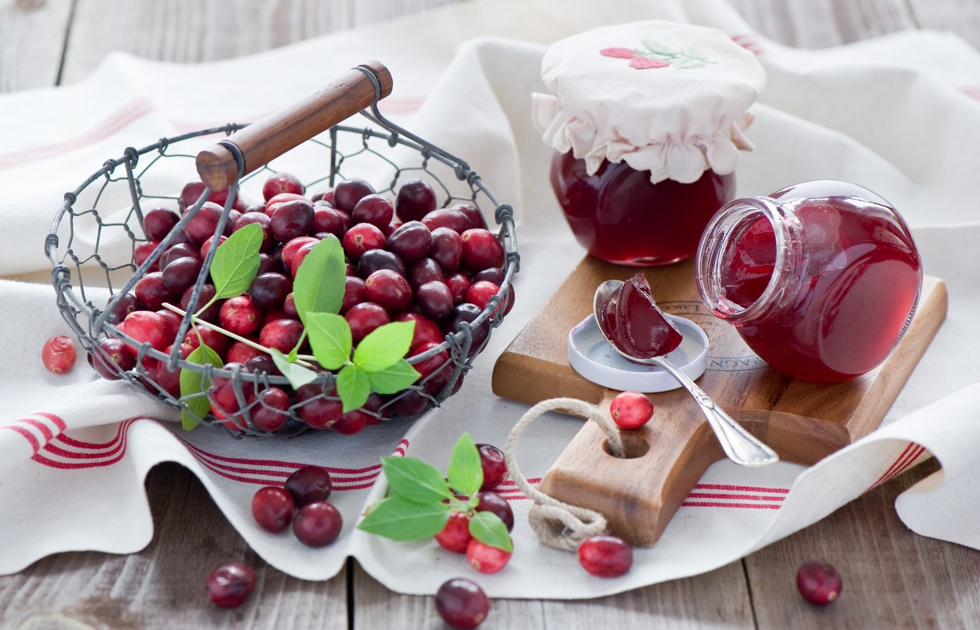 berries cranberries jam