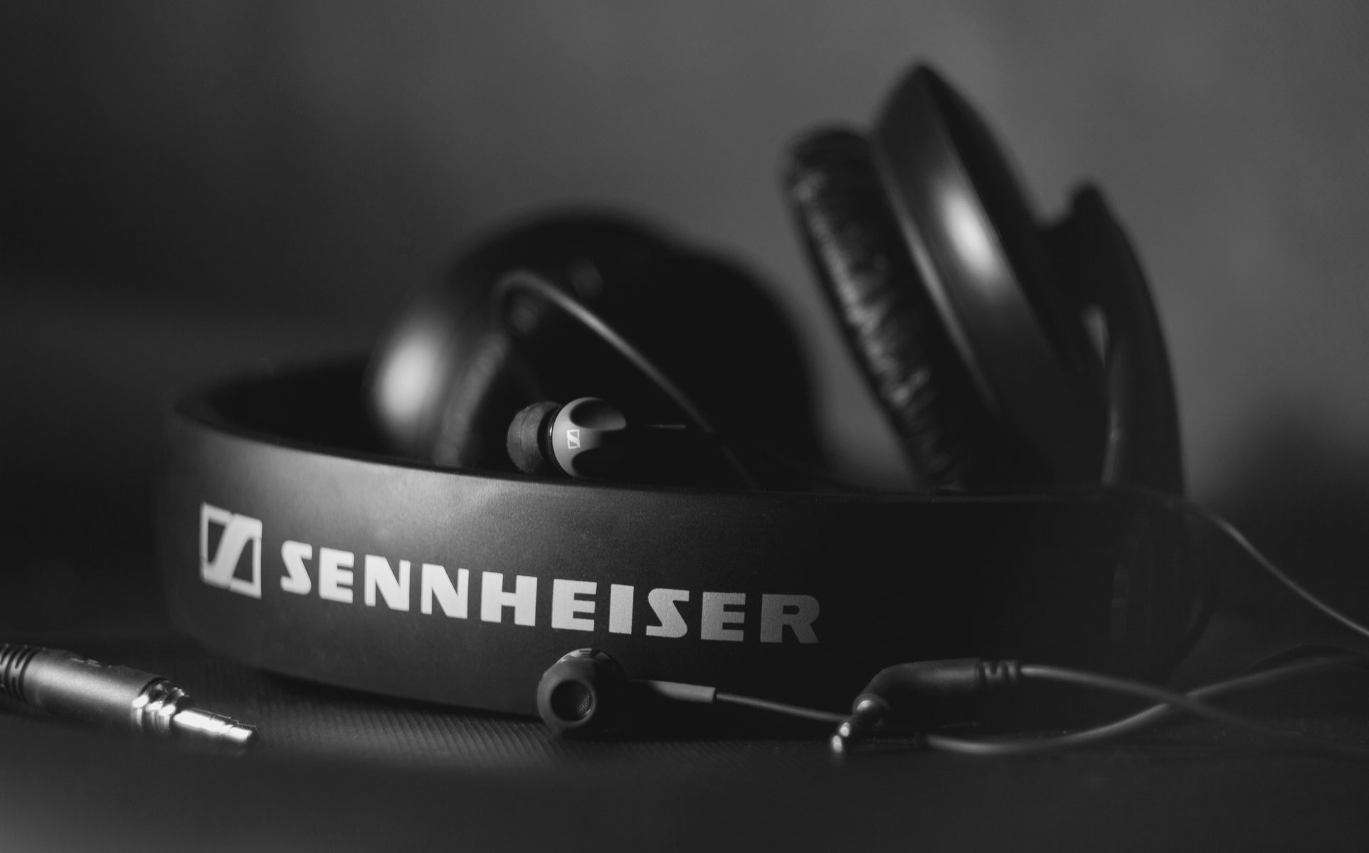 hd 205 наушники hi-tech sennheiser черно белое