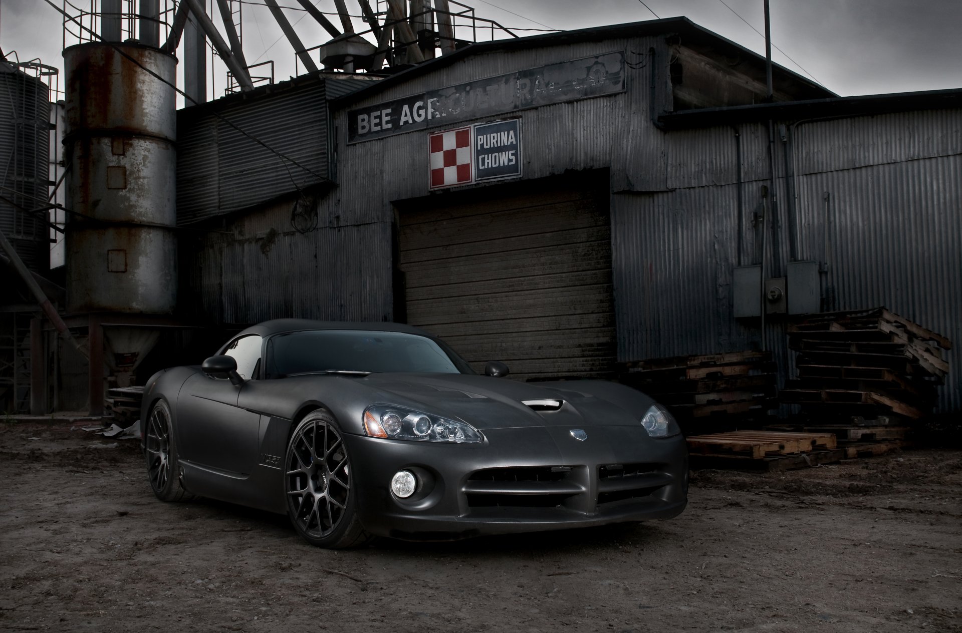 ausweichen viper srt10 schwarz dodge viper matt vorderseite