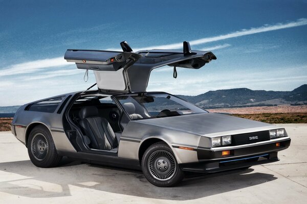 Photo of the Delorean car. the gull s wing