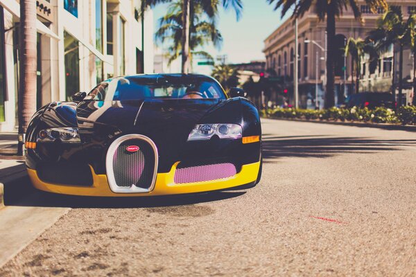Bugatti veyron estacionado en una calle de la ciudad de los Ángeles