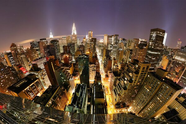 Immagine delle luci notturne di Manhattan