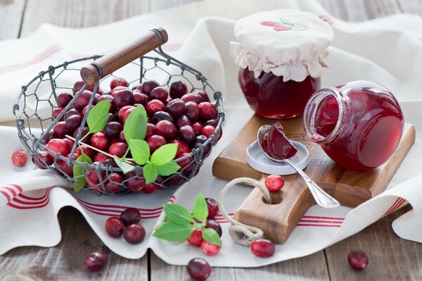 Was man aus Cranberry-Beeren zubereitet