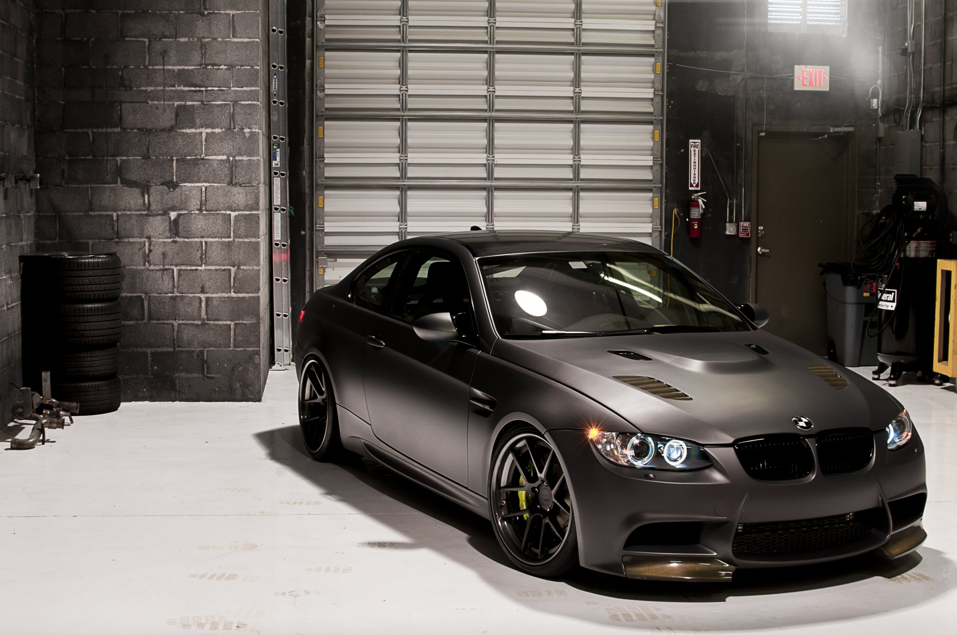 bmw m3 e92 negro bmw mate caja neumáticos