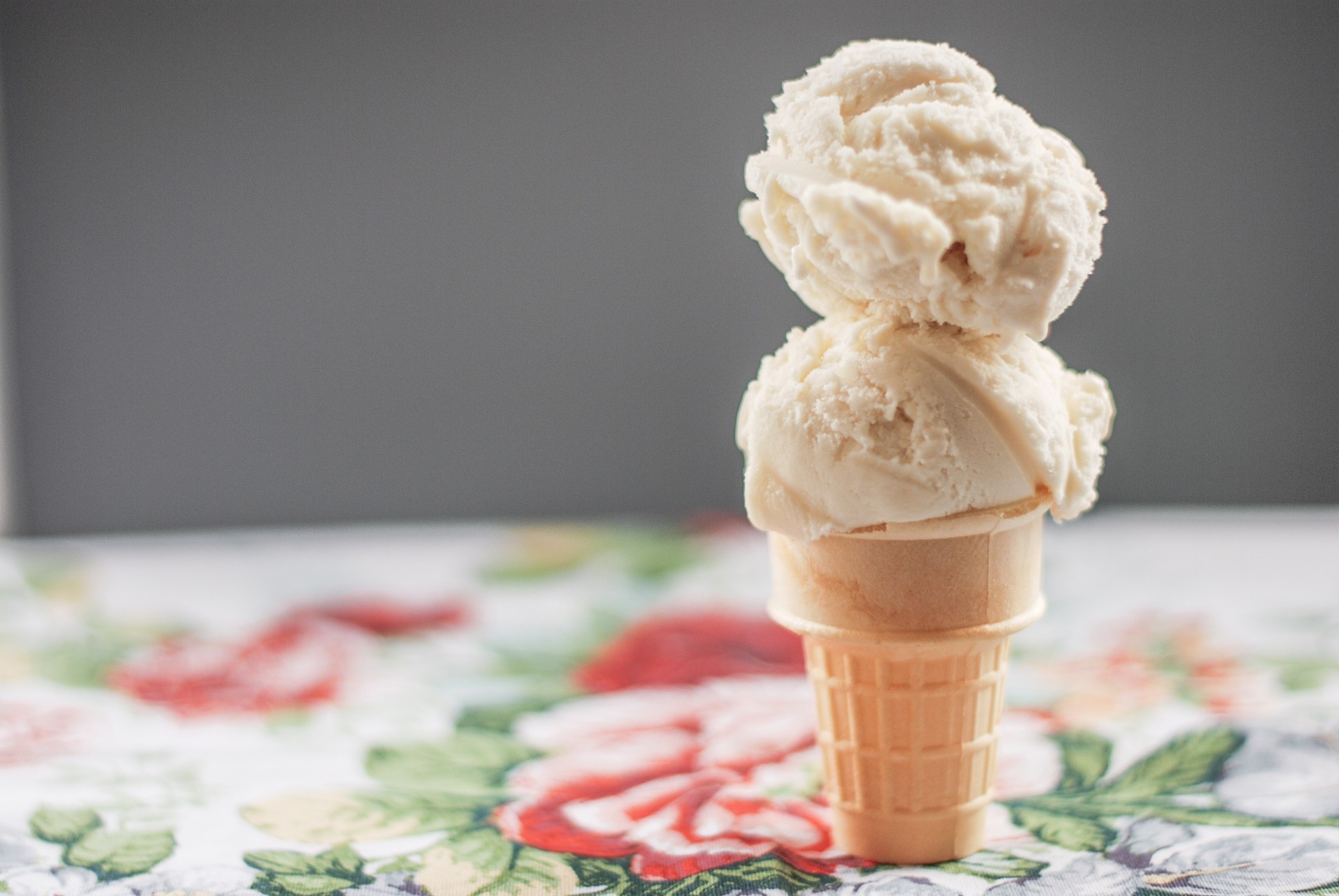 helado comida crema bolas