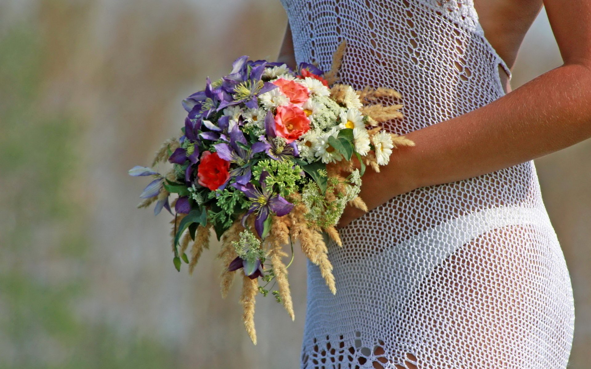 fille robe bouquet