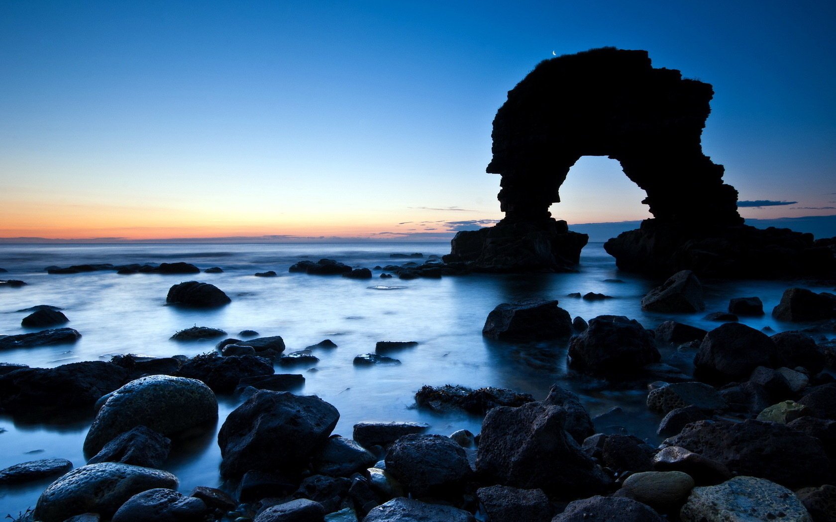 noche rocas mar paisaje