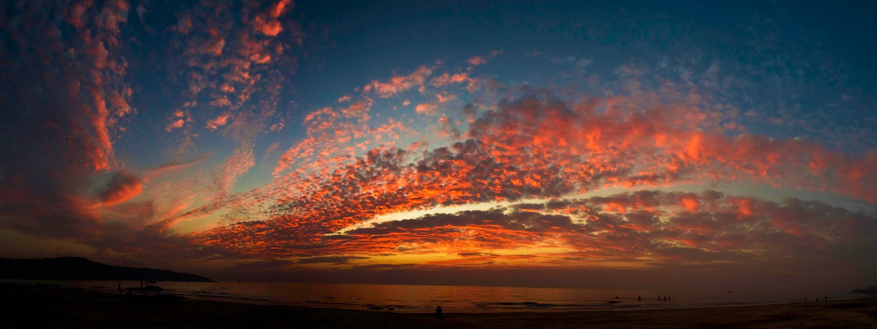 coucher de soleil mer nuages