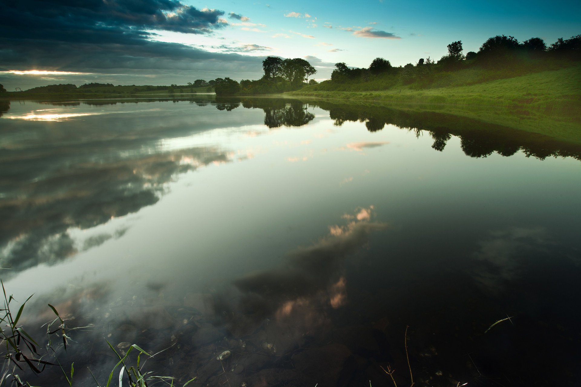 nature nuages lac réflexion ciel