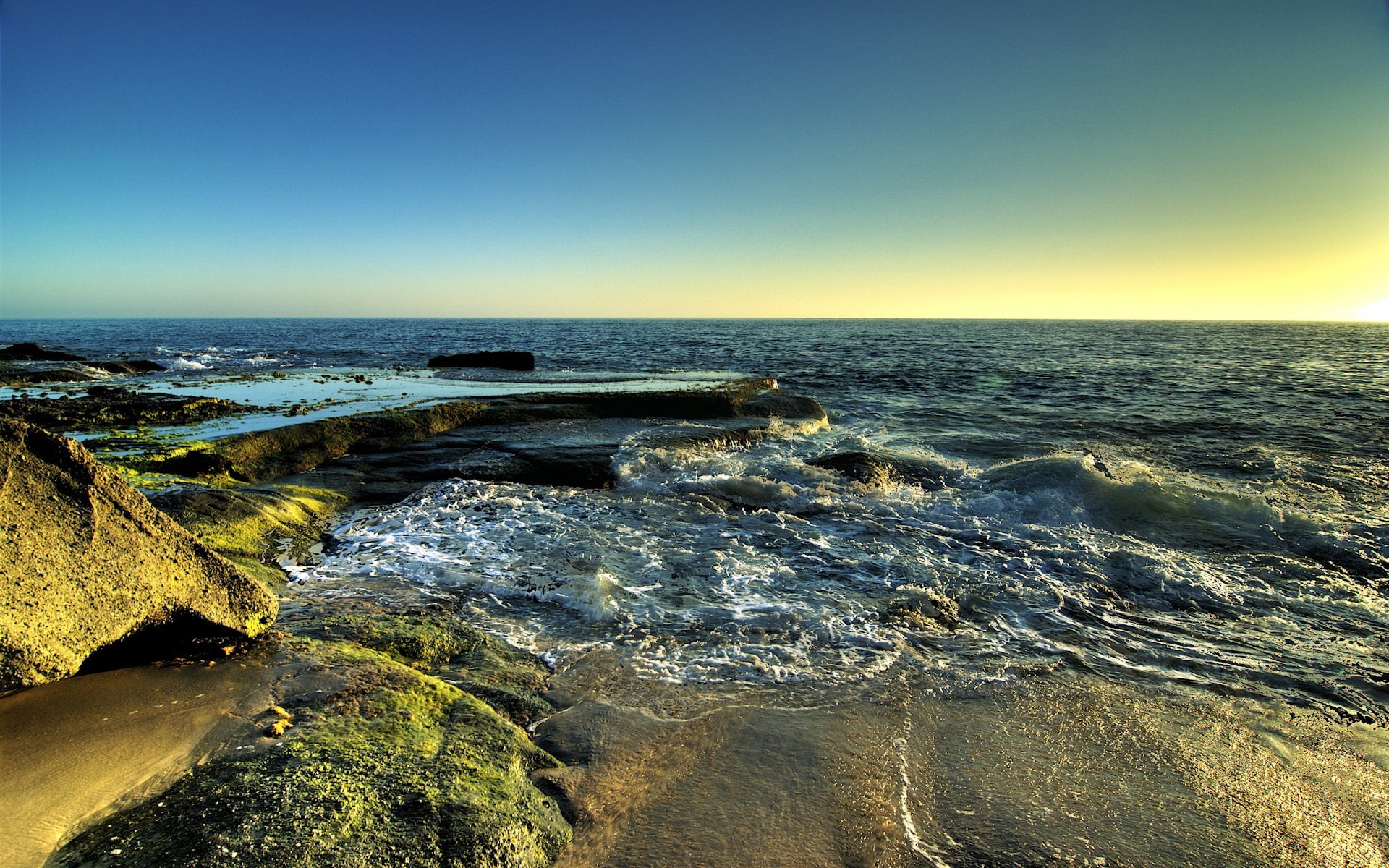 mare sabbia onde