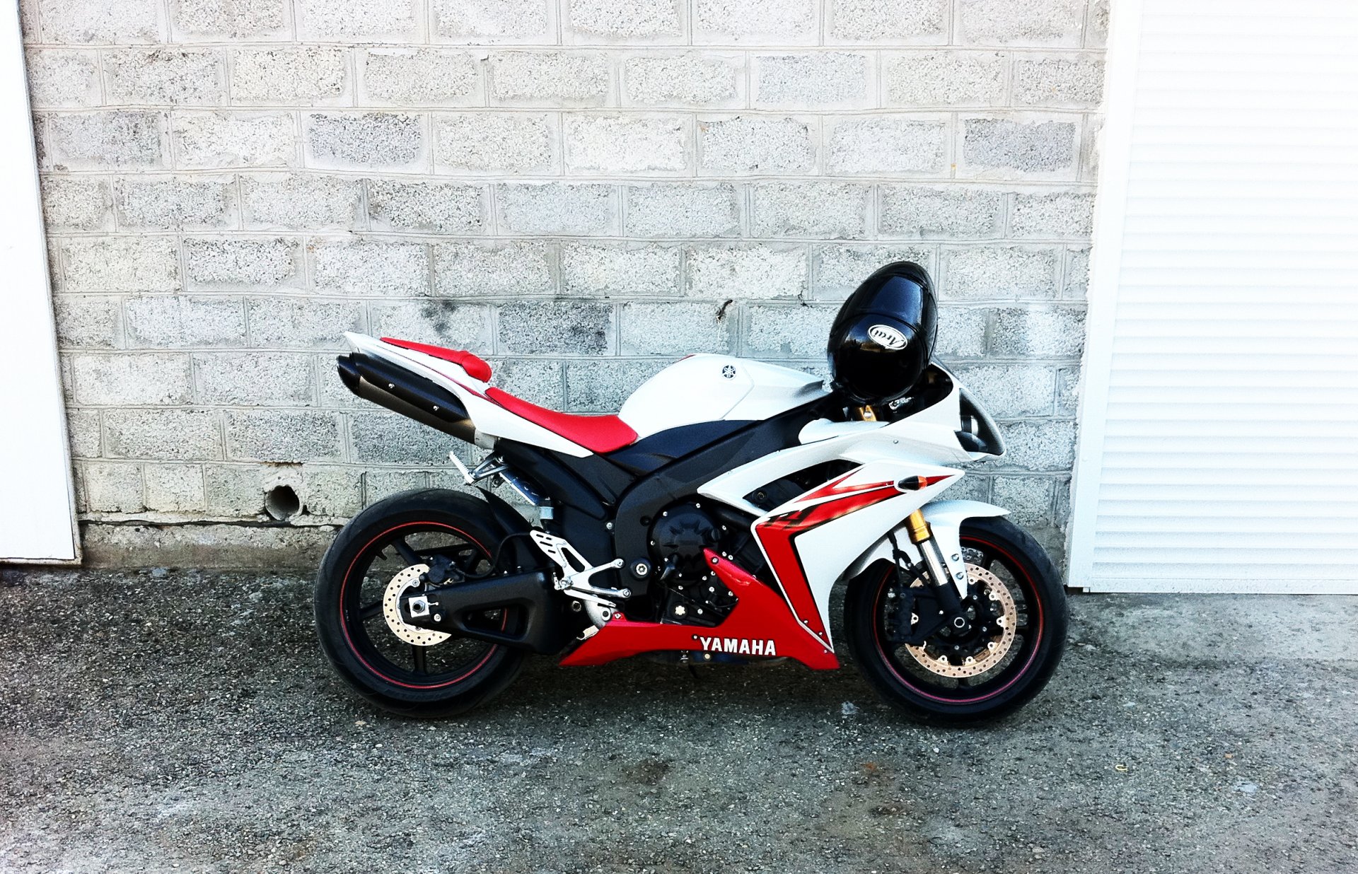 moto yamaha r1 moto