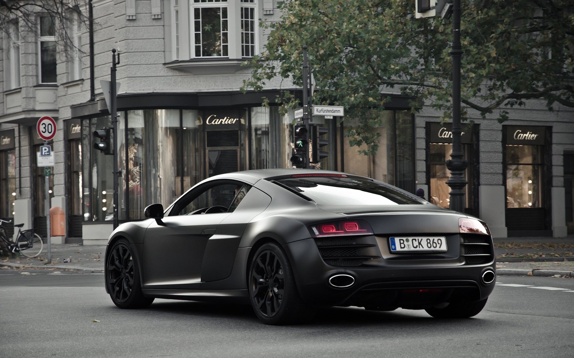 audi r8 v10 матовый черный