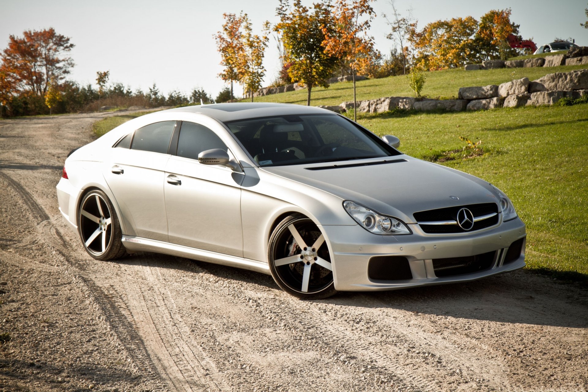 mercedes-benz cls tuning auto auto alberi pietre