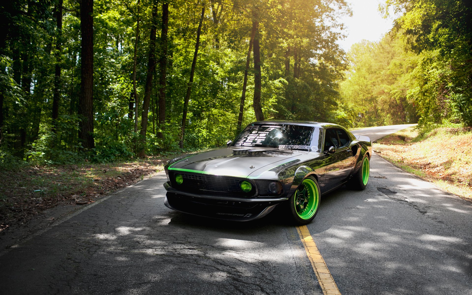 ford mustang rtr-x strada natura verde