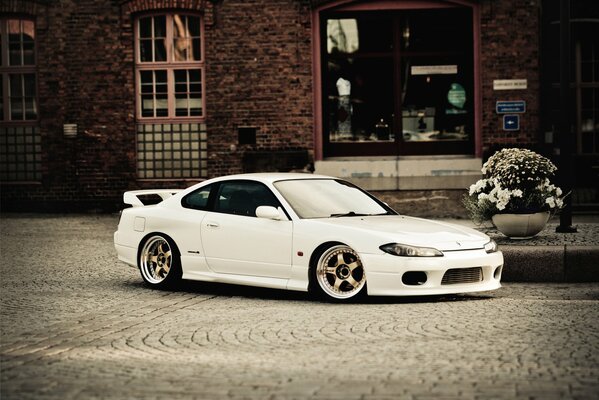 Nissan Silvia S15 respuesta