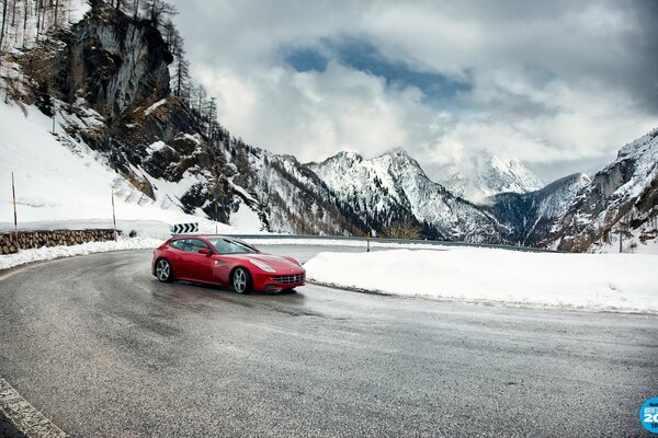 The Ferrari enters the turn.. Somewhere in the mountains in high gear
