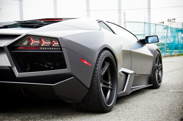 Matt Lamborghini Reventon conquista la ciudad