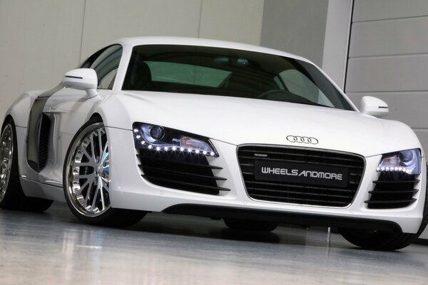 Audi R8 wheelsandmore