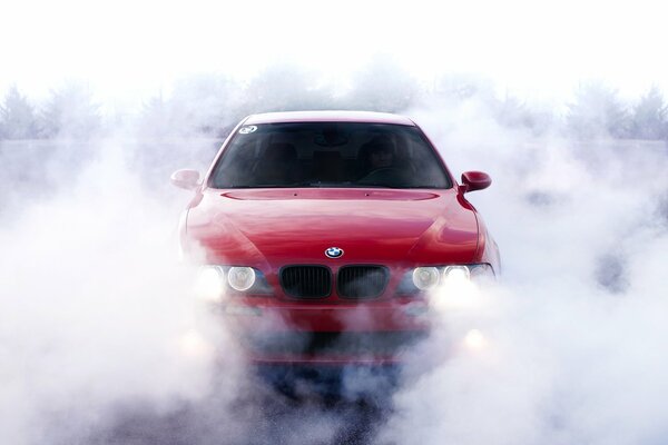 Red daring bmw imola red in smoke