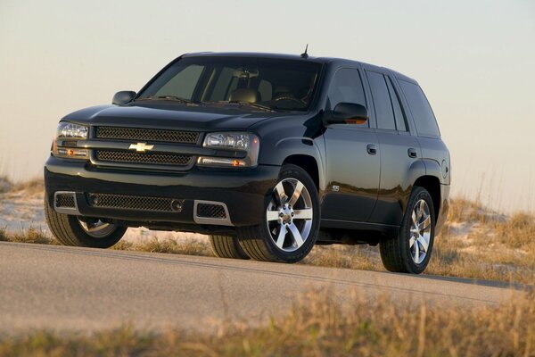 Black chevrolet SUV, trialblazer, ss on the road