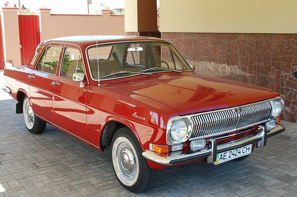 El Volga rojo en perfecto estado