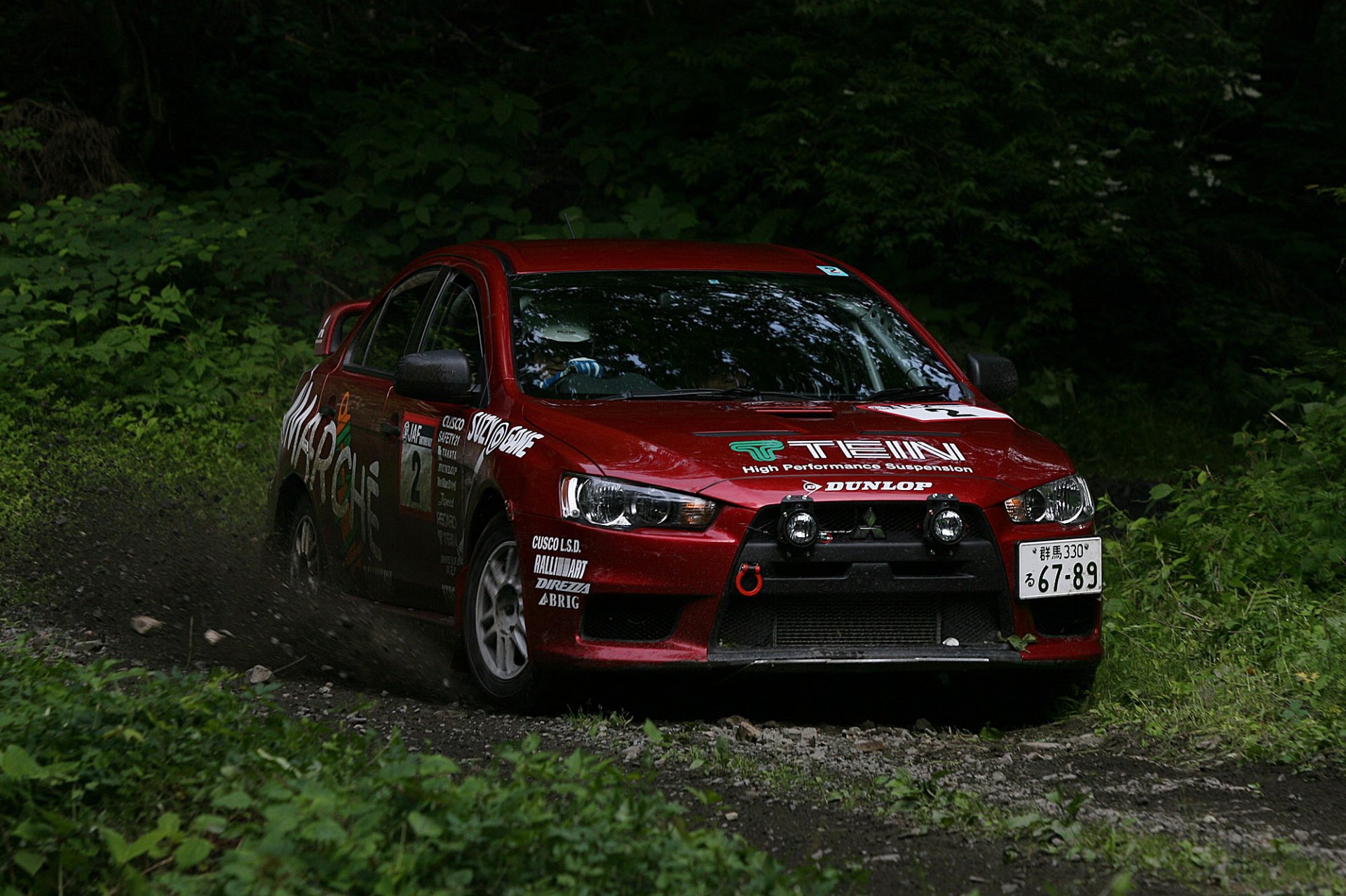 macchina mitsubishi lancer x raduno