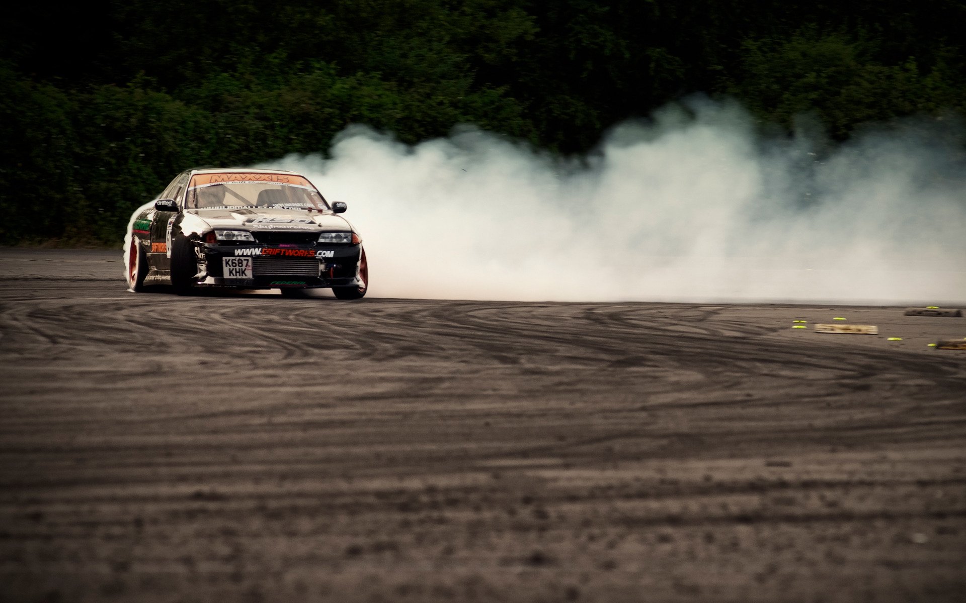 nissan skyline r32 driftworks black