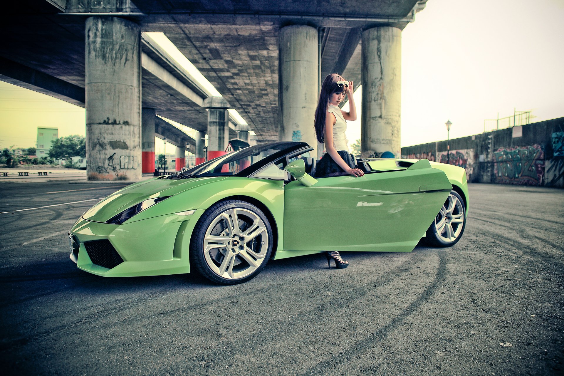 lamborghini gallardo salade fille