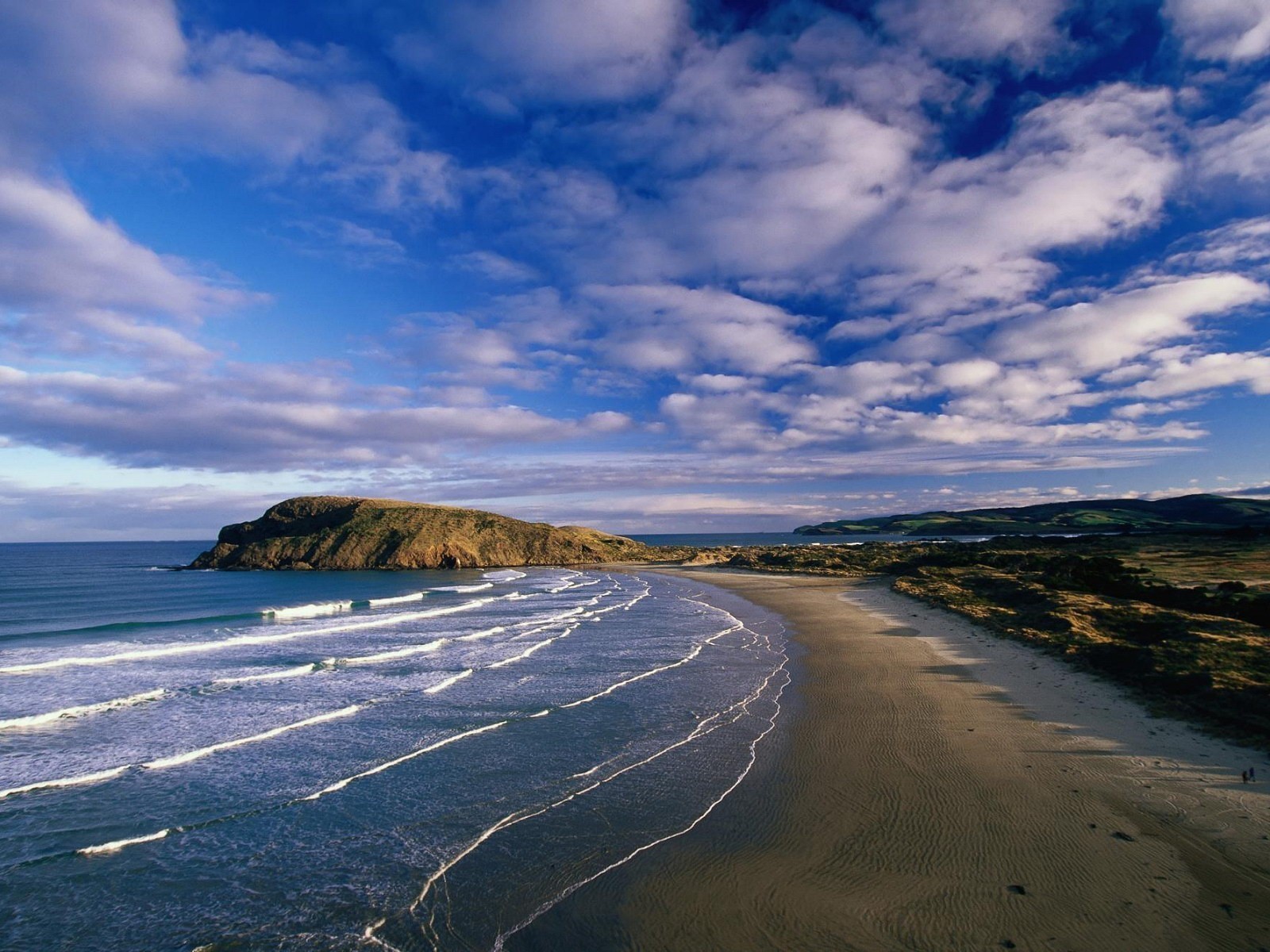 waves coast cloud