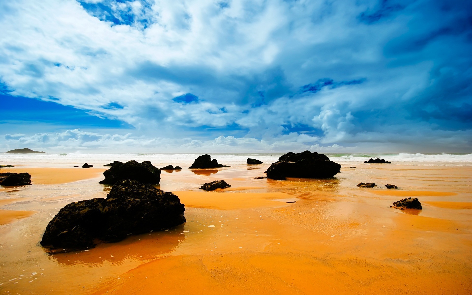 spiaggia cielo pietre