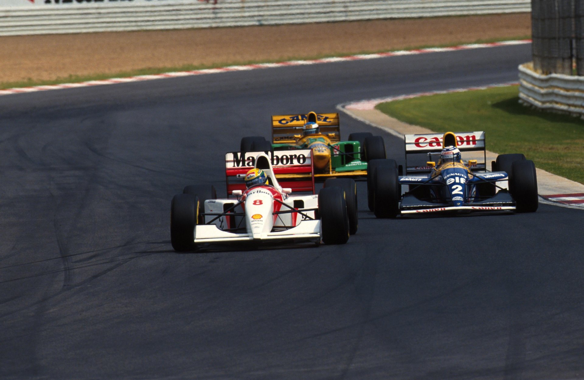 race overtaking f-1 grand prix of south africa ayrton senna alain prost michael schumacher balide