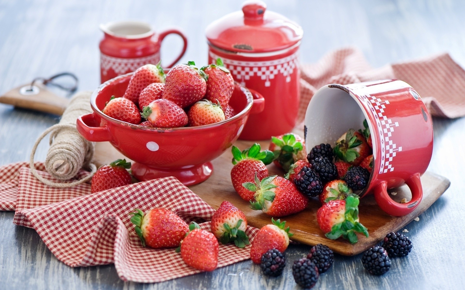 tableware strawberry summer berries blackberry