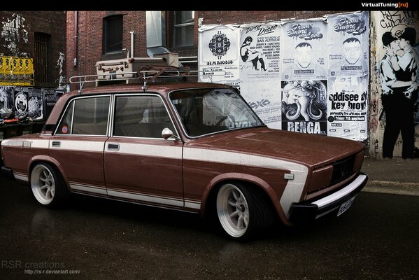 Lada VAZ 2107 in einem steilen Tuning