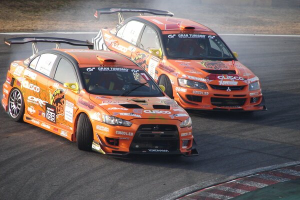 Mitsubishi Evo coche en vapor Drift