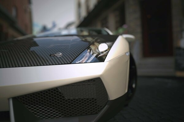 Carbon tuning in white with a combination of black on the hood