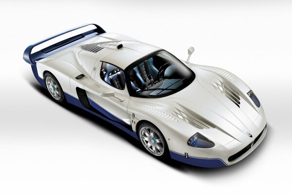 Unwiderstehlicher Maserati mc12 Supersportwagen