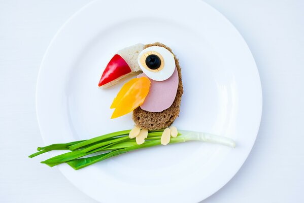 Poultry made of bread with sausage and onions