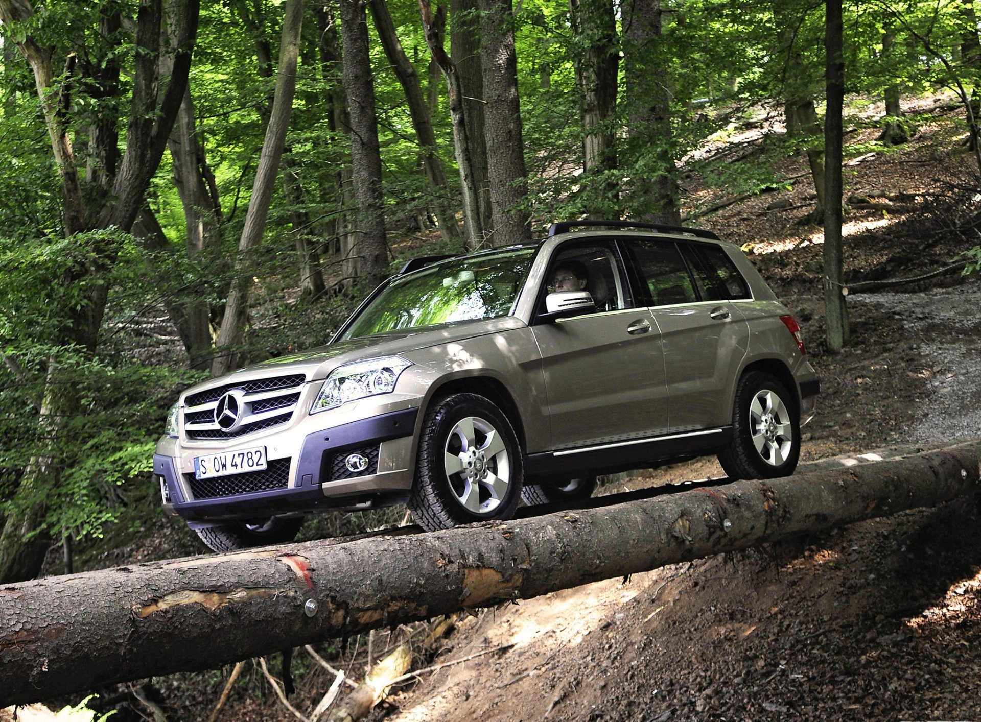 mercedes-benz glk320 cdi 4matic off-road