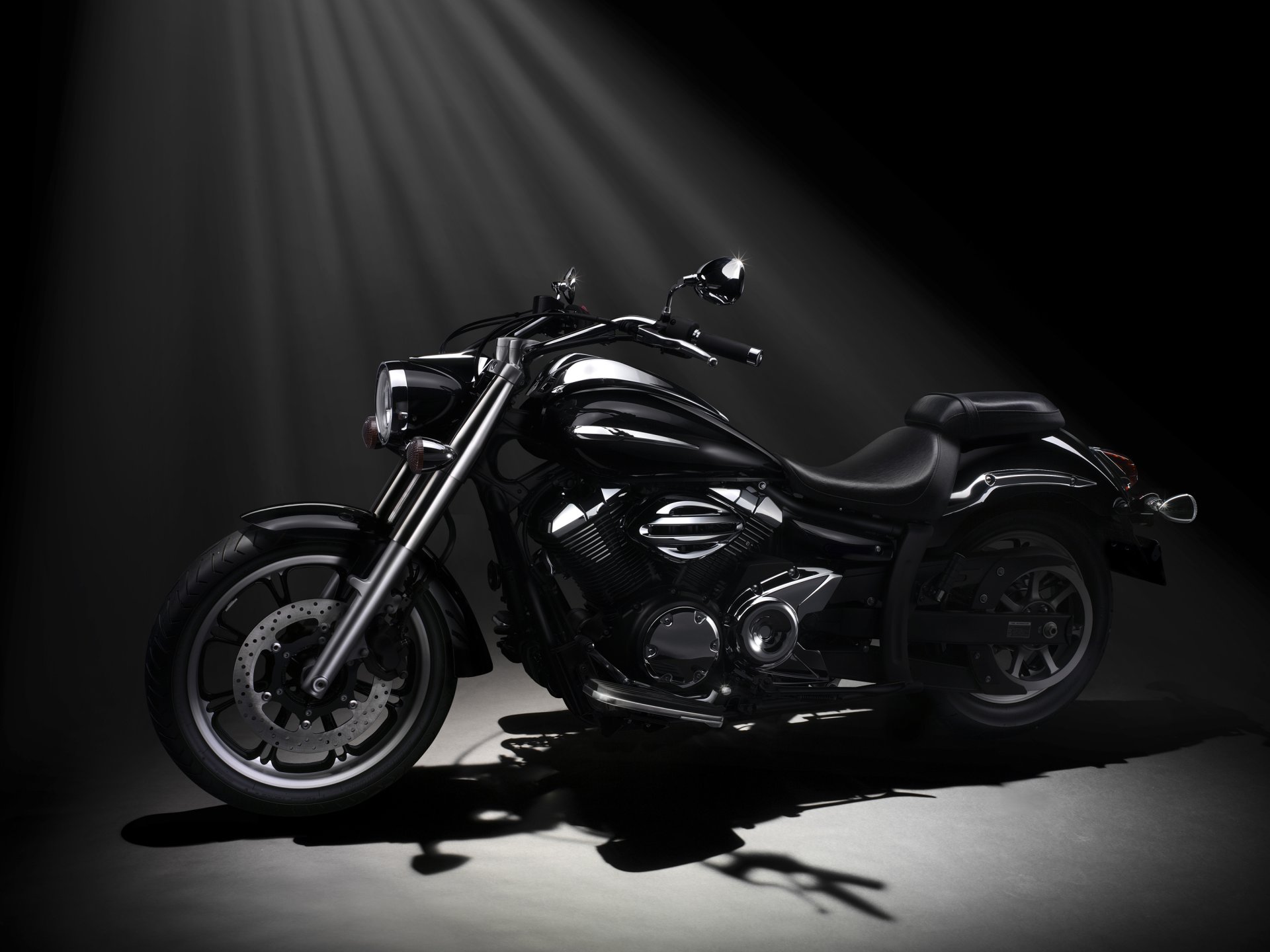 moto yamaha noir