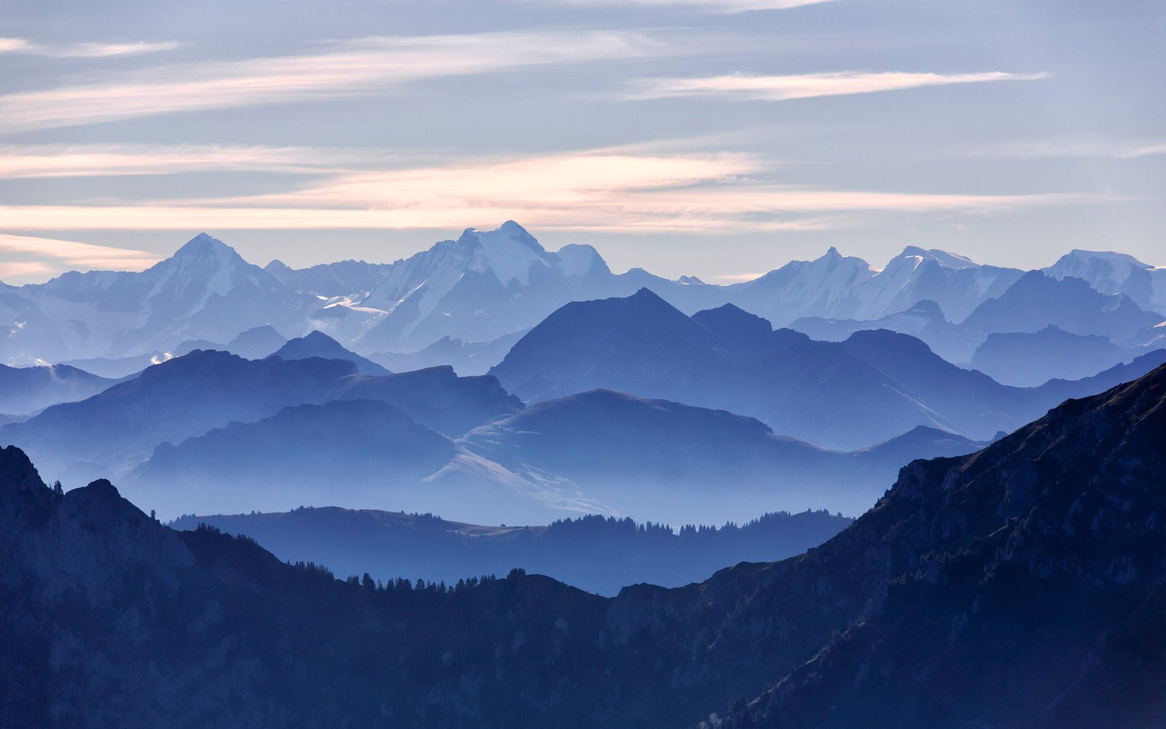 ciel brouillard montagnes