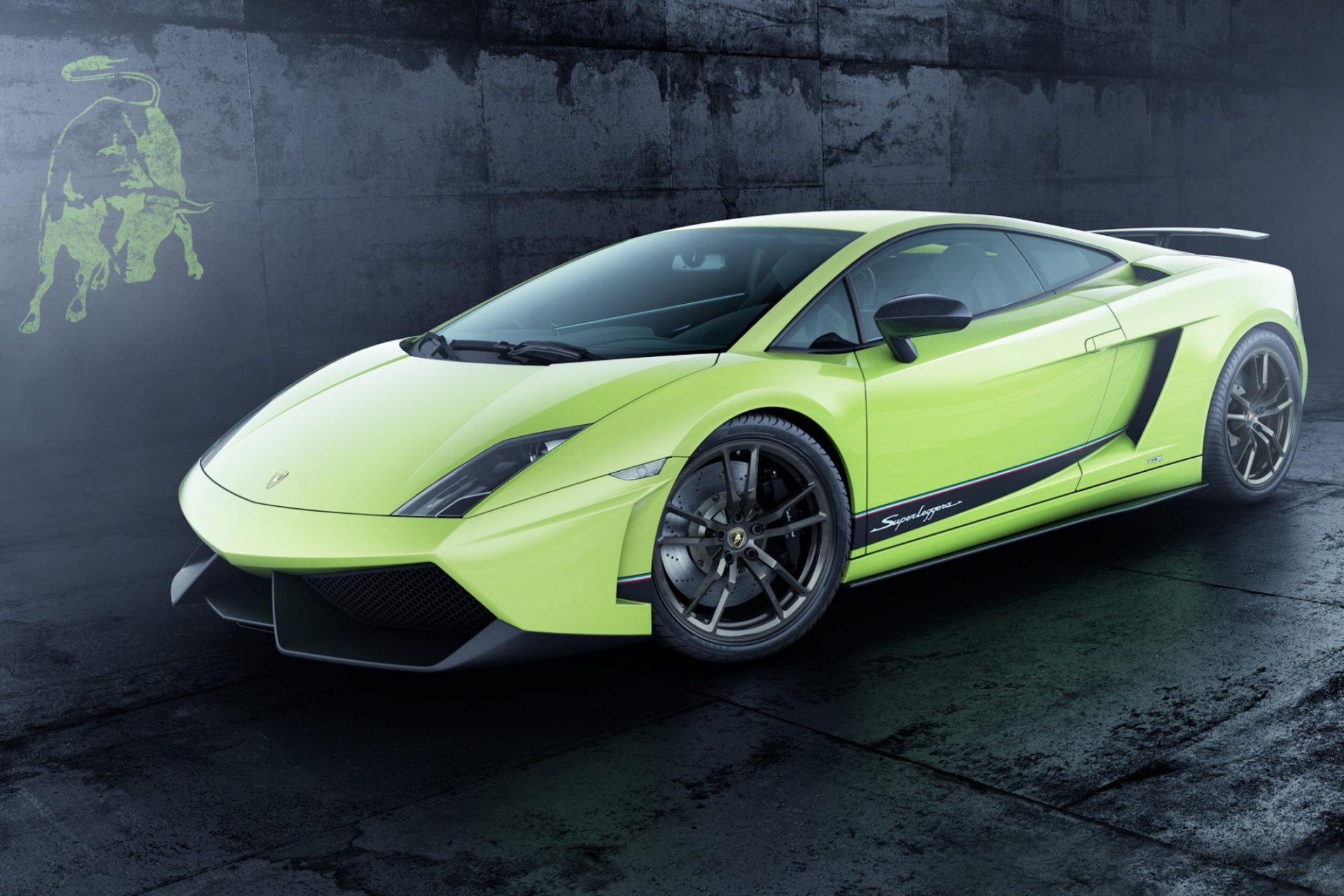 gallardo lp 5704 superleggera verde chiaro emblema