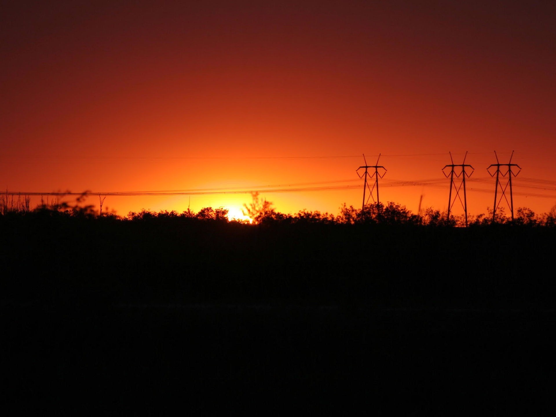 lever du soleil nuit rouge