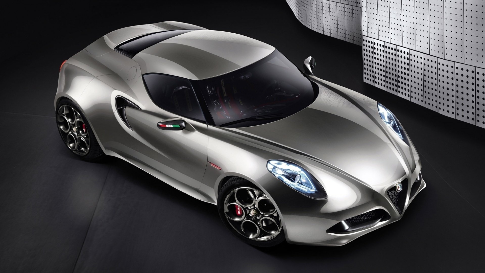 alfa romeo 4c car concept