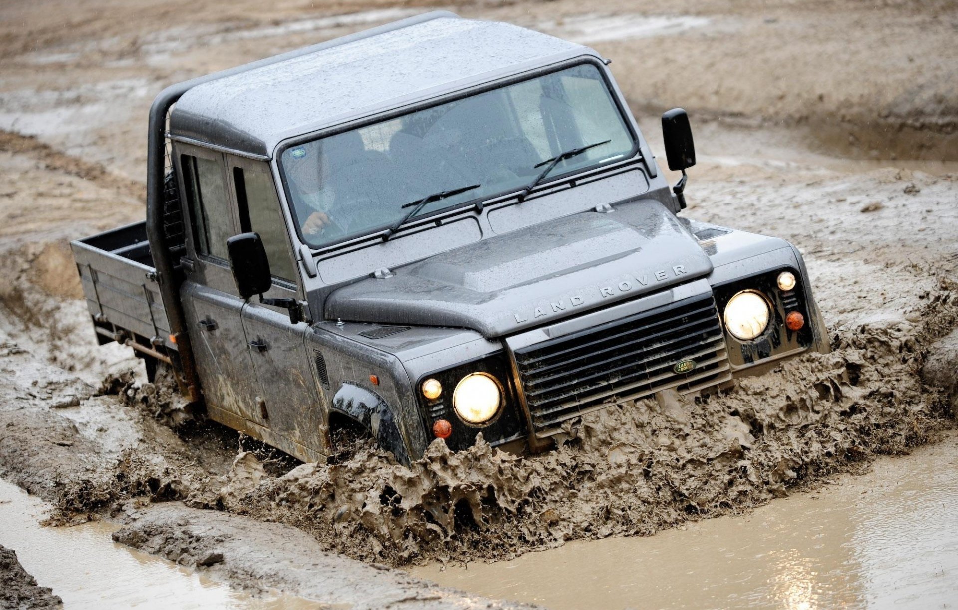 defender dirt machine