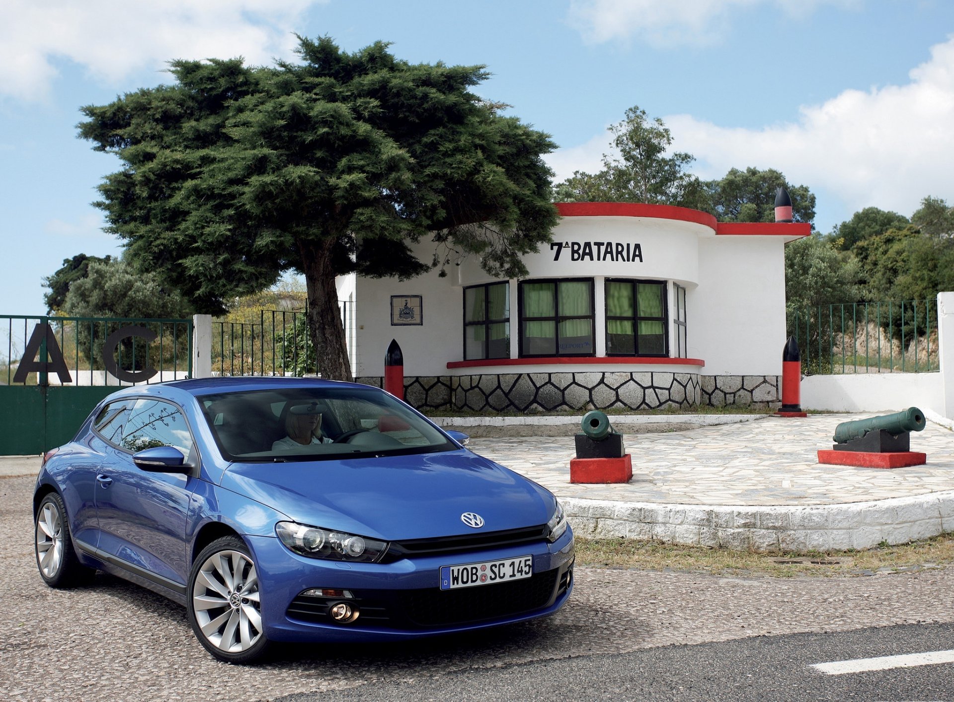 volkswagen scirocco blue machinery